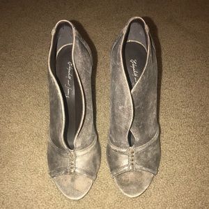 Elizabeth & James High Heels